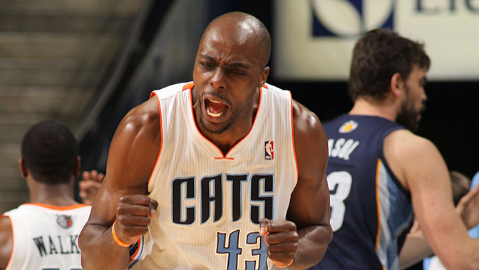 队中贡献更 队中贡献更