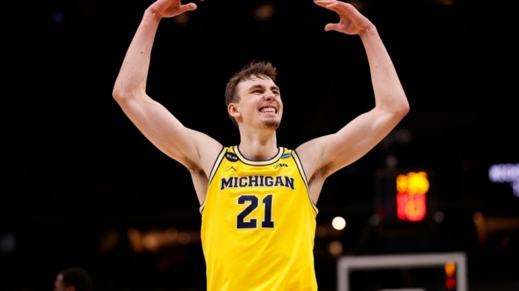 通过新闻报 通过新闻报