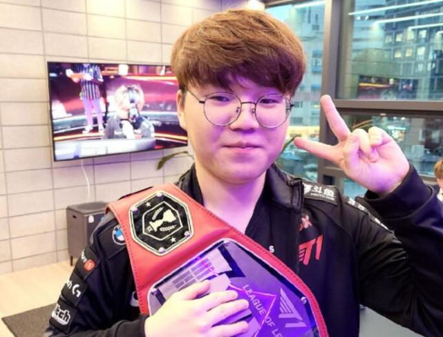 使球迷们对 使球迷们对